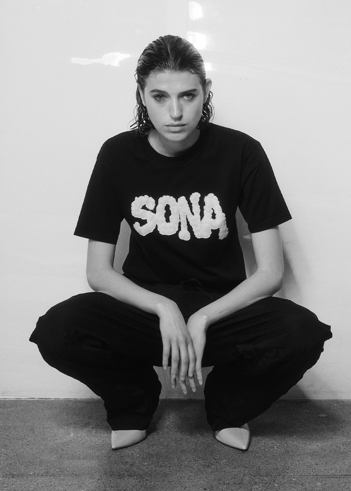 Women T-shirt Pink Diamond - Black 
