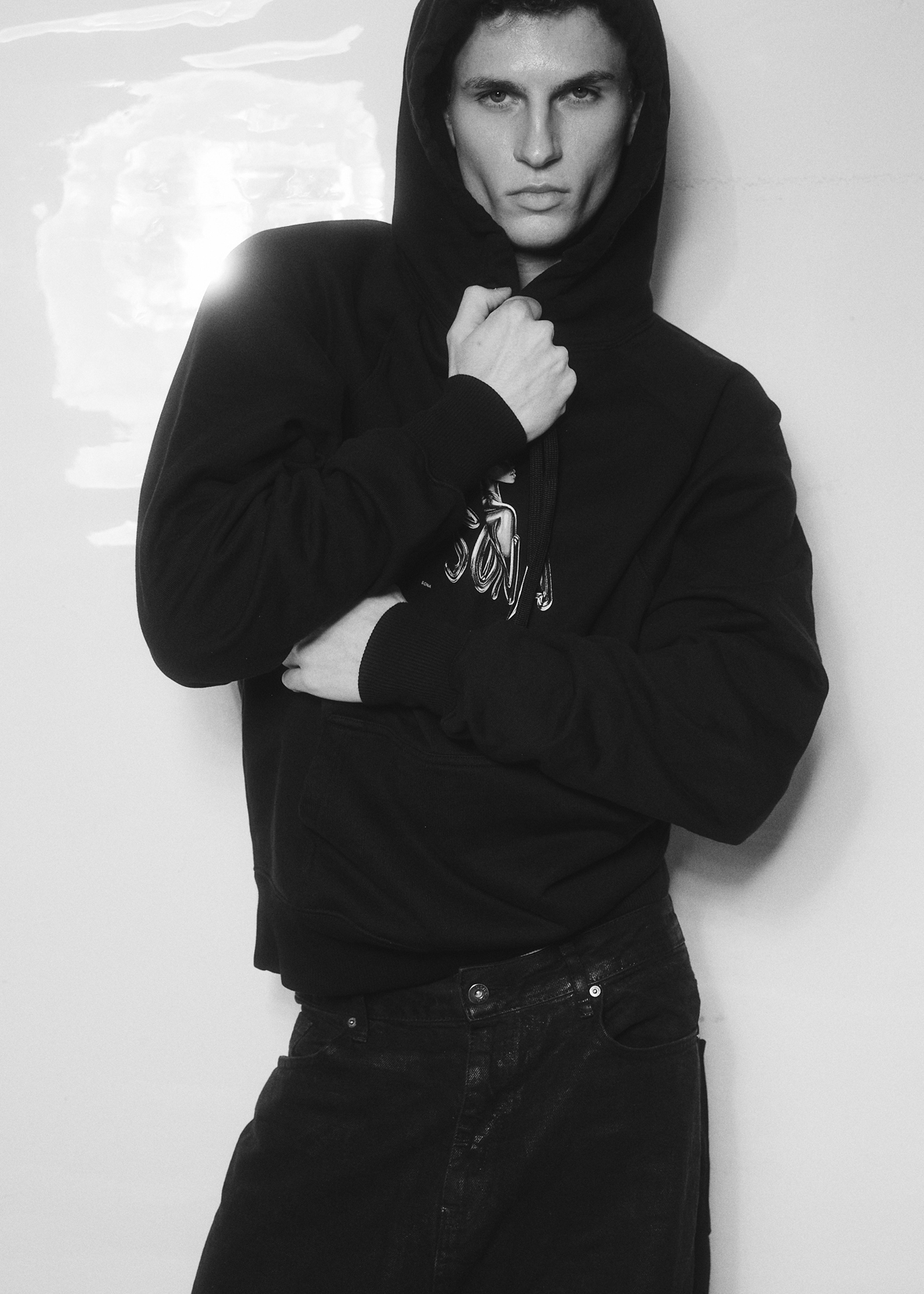 Hoodie Mystic, Unisex - Black, Front