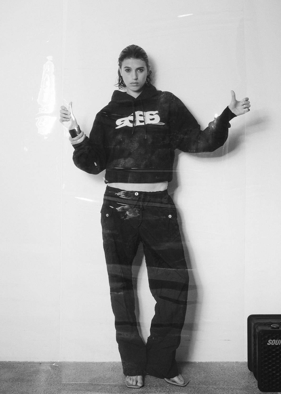 Hoodie SSSS, Unisex - Black, Front