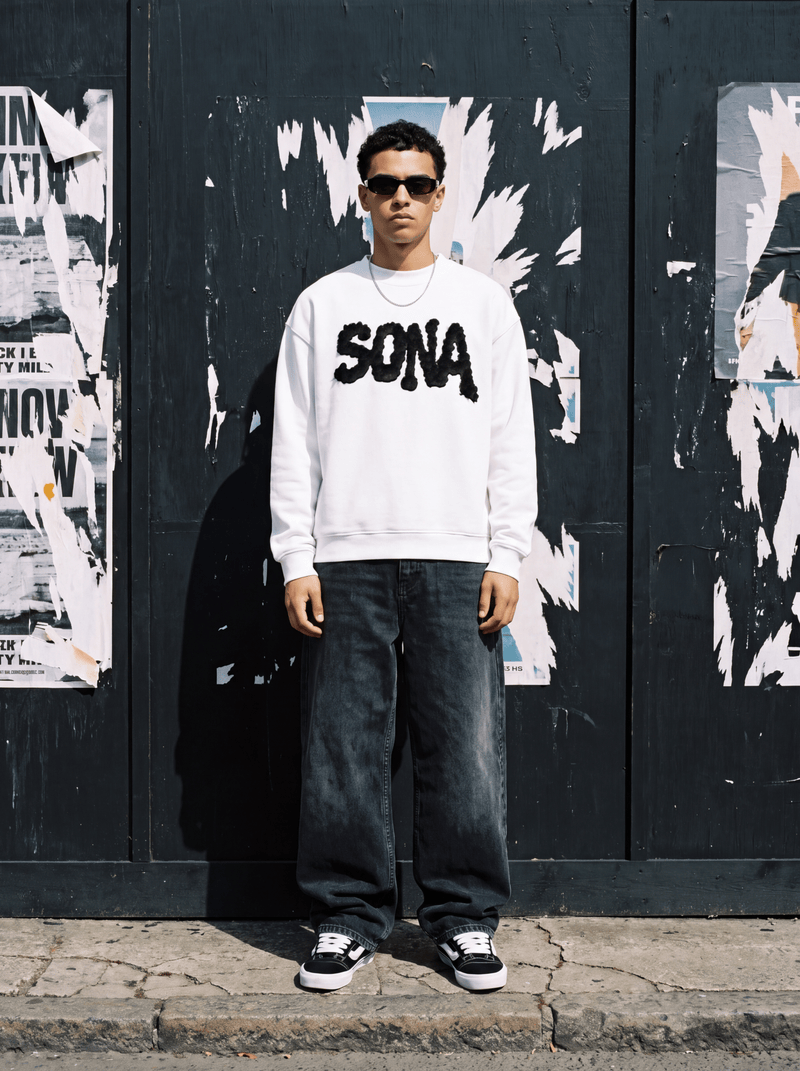 WHITE DIAMOND SWEATSHIRT